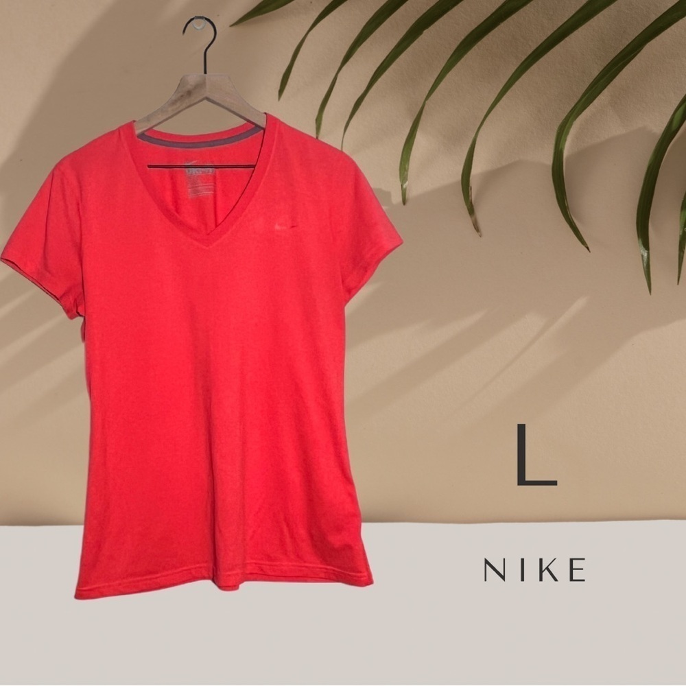 NIKE Neon Pink Dri Fit V Neck Regular Fit Activewear T Shirt - L
